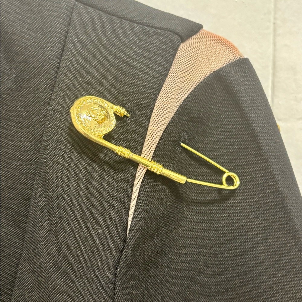 NWT Black Blazer with Oversized Gold Safety Pins - Picture 4 of 8